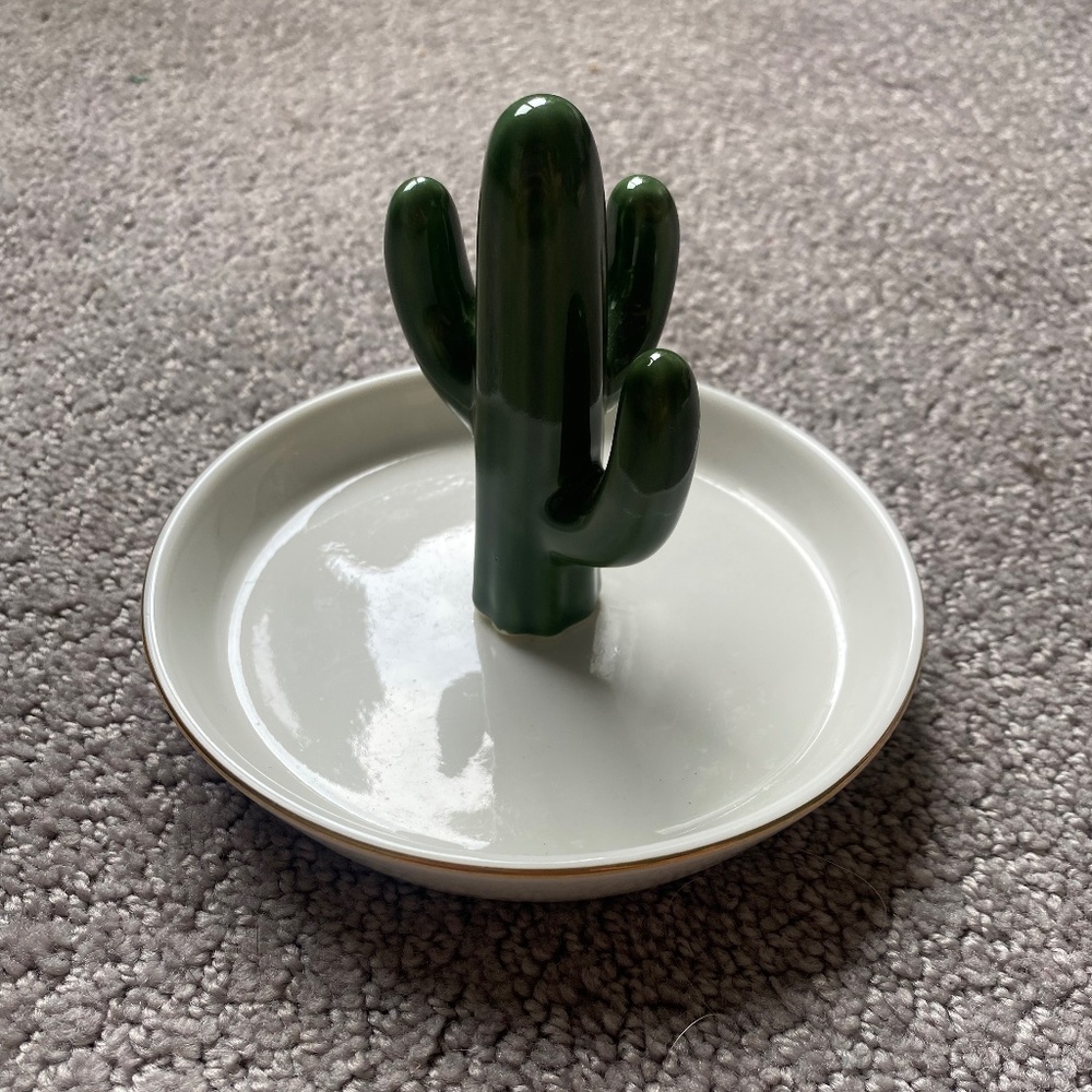 Ring holder